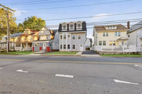 64 Lyons Ave, Newark, NJ 07112