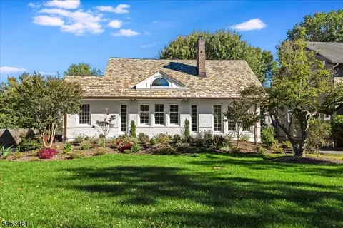 646 Hamilton Rd, South Orange Village, NJ 07079