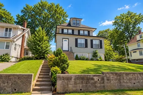 90 Midland Ave, East Orange, NJ 07017