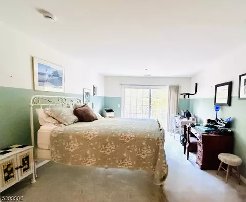 Bedroom - 110 Carter Rd, Haskell, NJ 07420 photo 4 of 7