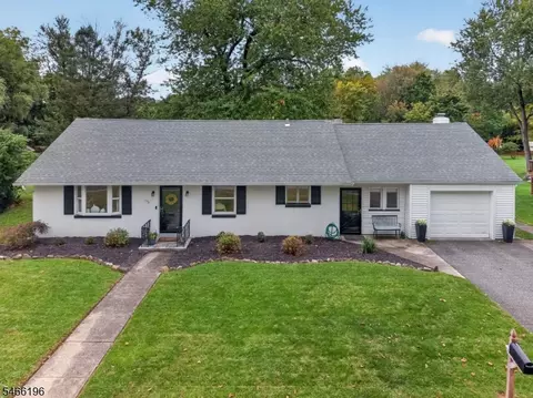 175 Van Buren St, Washington, NJ 07882