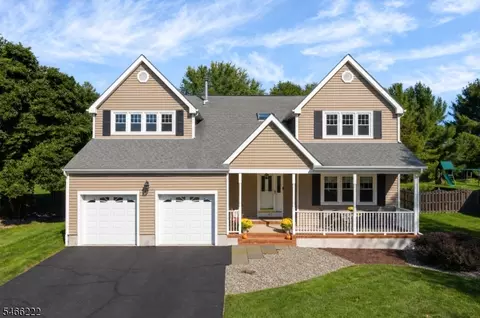 47 Amerman Ln, Hillsborough, NJ 08844
