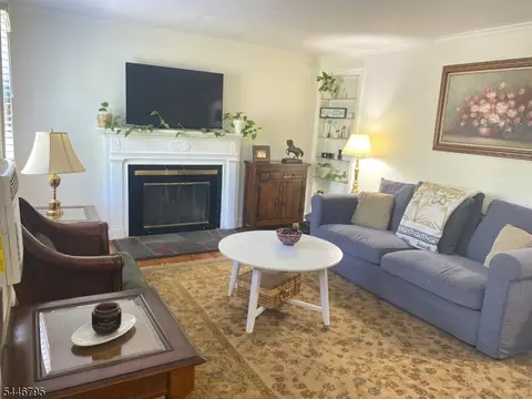 Living - 724 Springfield Ave, Summit, NJ 07901 photo 1 of 3