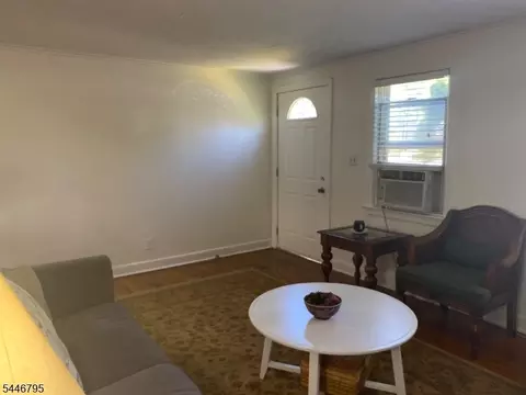 Living - 724 Springfield Ave, Summit, NJ 07901 photo 2 of 3