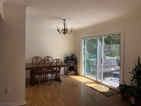 Dining - 724 Springfield Ave, Summit, NJ 07901 photo 1 of 2