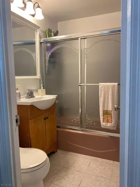 Bath - 724 Springfield Ave, Summit, NJ 07901 photo 1 of 3