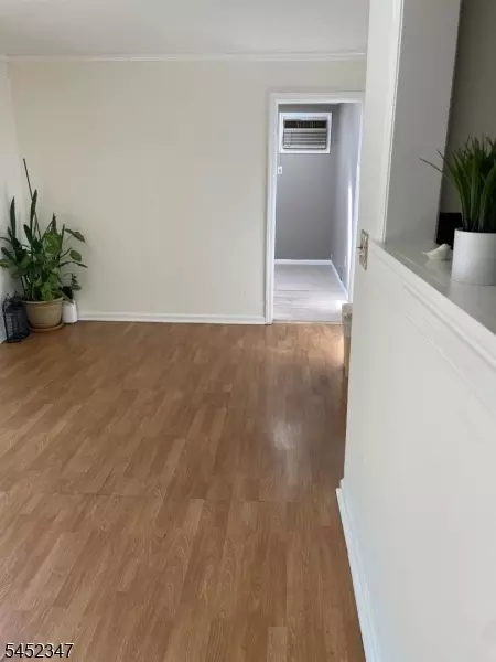 Entry Way - 724 Springfield Ave, Summit, NJ 07901 photo 1 of 6