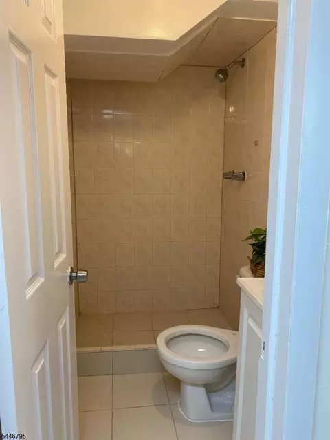 Bath - 724 Springfield Ave, Summit, NJ 07901 photo 3 of 3