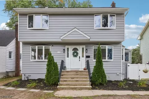 335 Coolidge Dr, Kenilworth, NJ 07033