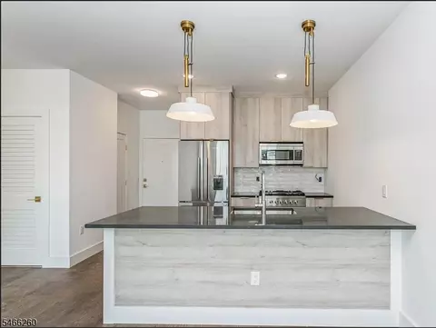 386 Fifth St #301, Jersey City, NJ 07302