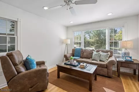 Living - 47 Harvey Dr, Summit, NJ 07901 photo 3 of 3