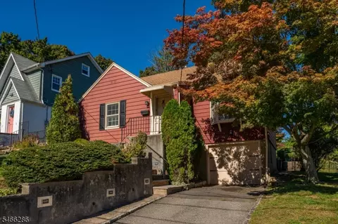 150 Franklin St, Verona, NJ 07044