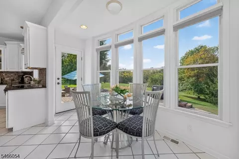 Dining - 1 Mowder Rd, Washington, NJ 07882 photo 1 of 2