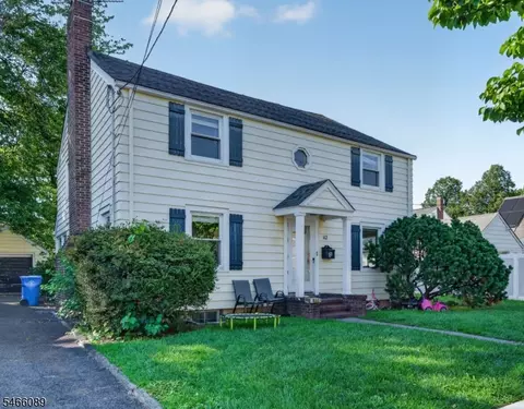 112 Rosewood Ter, Linden, NJ 07036
