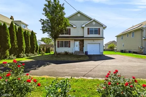1201 Dukes Pkwy, Manville, NJ 08835