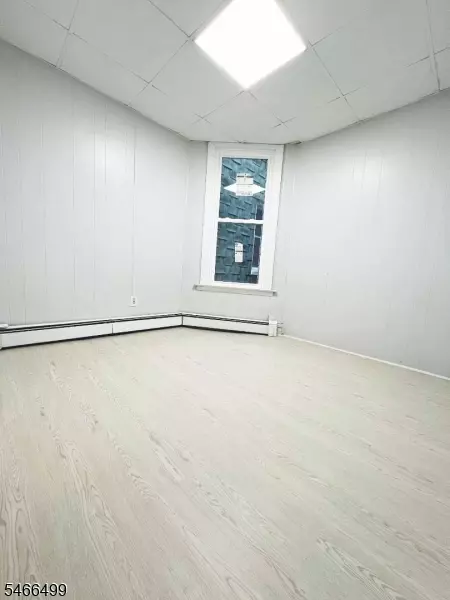 226 Patterson St, Harrison, NJ 07029 photo 5