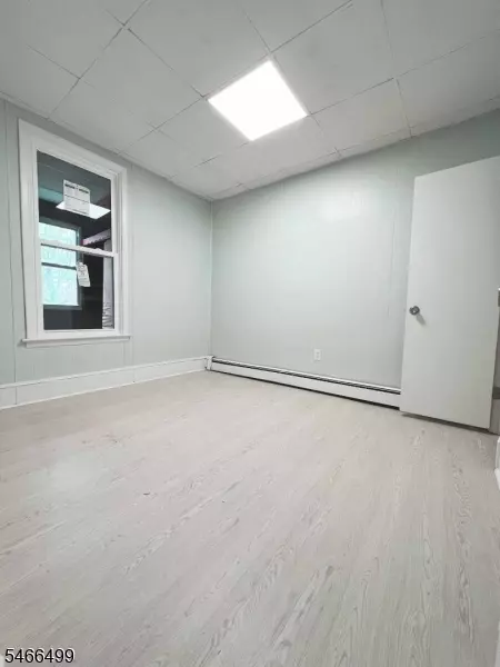 226 Patterson St, Harrison, NJ 07029 photo 6