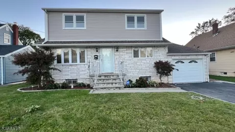 41 Springdale Ct, Clifton, NJ 07013