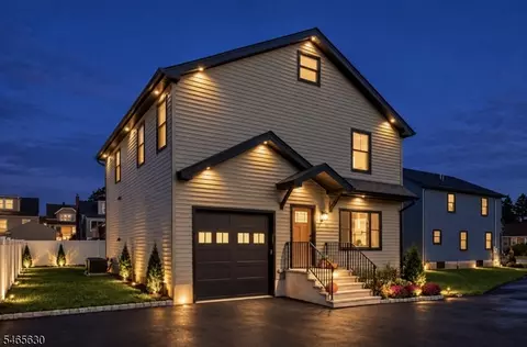 29 Bogert St, Totowa, NJ 07512