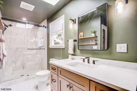 Bath - 53 Mill Rd, Morris Plains, NJ 07950 photo 2 of 3