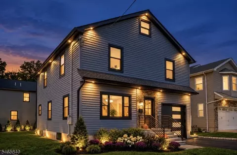 31 Bogert St, Totowa, NJ 07512