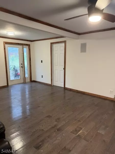 15 Mount Arlington Rd, Ledgewood, NJ 07852