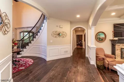 Entry Way - 19 Raspberry Trl, Warren, NJ 07059 photo 4 of 6