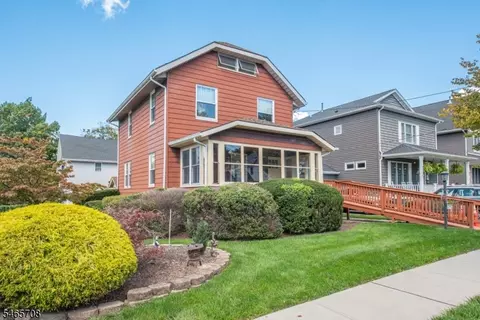 25 Orchard Sq, Caldwell, NJ 07006