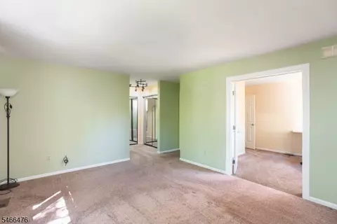 Living - 5 Eton Ct, Bedminster, NJ 07921 photo 3 of 3