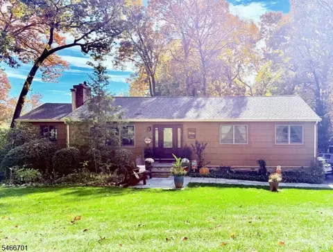 14 Woodland Rd, Denville, NJ 07834
