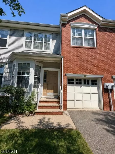 38 Gordon Cir, Parsippany, NJ 07054