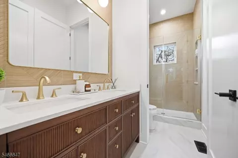 Bath - 38 Willow St #B, Millburn, NJ 07041 photo 1 of 3