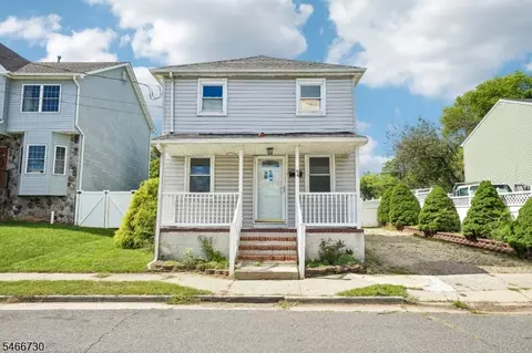 94 S 21st Ave, Manville, NJ 08835