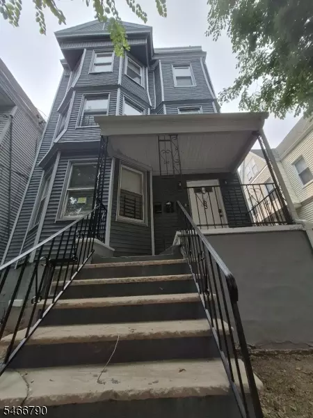 63 S 7th St, Newark, NJ 07107