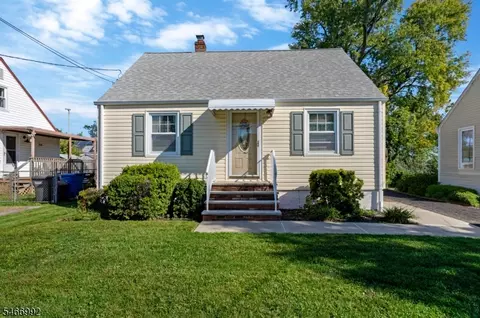 55 Eiseman Ave, Piscataway, NJ 08854