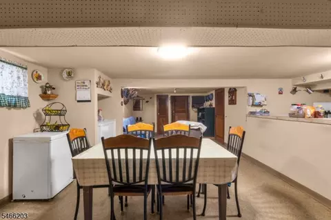 Dining - 315 Trinity Pl, Hillside, NJ 07205 photo 2 of 2