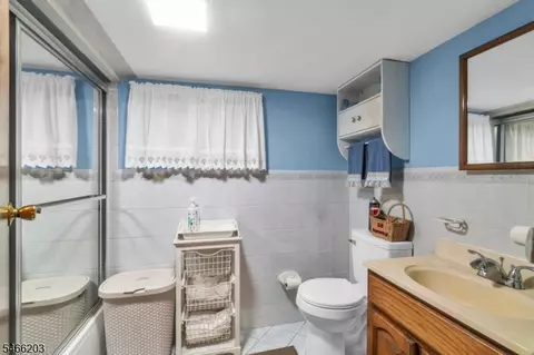 Bath - 315 Trinity Pl, Hillside, NJ 07205 photo 2 of 2
