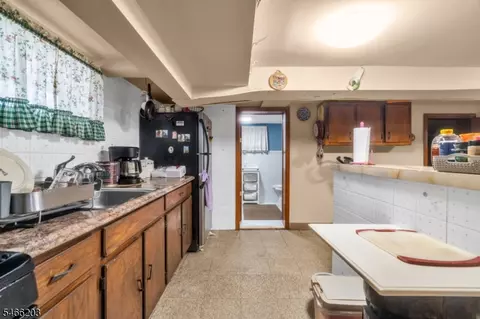 Kitchen - 315 Trinity Pl, Hillside, NJ 07205 photo 3 of 3