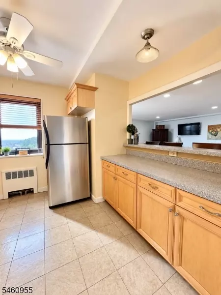 Kitchen - 208 Anderson St #7C, Hackensack, NJ 07601 photo 2 of 2