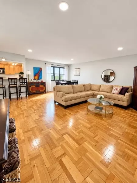 Living - 208 Anderson St #7C, Hackensack, NJ 07601 photo 1 of 1