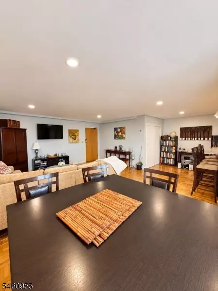 Dining - 208 Anderson St #7C, Hackensack, NJ 07601 photo 1 of 1