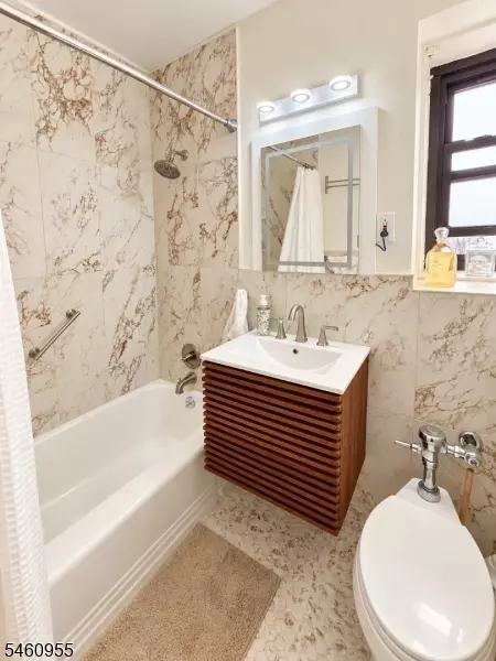 Bath - 208 Anderson St #7C, Hackensack, NJ 07601 photo 1 of 1