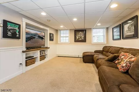 Living - 22 Sloping Hill Ter, Wayne, NJ 07470 photo 3 of 3