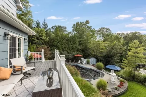 Exterior - 22 Sloping Hill Ter, Wayne, NJ 07470 photo 6 of 13