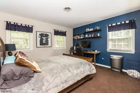 Bedroom - 22 Sloping Hill Ter, Wayne, NJ 07470 photo 2 of 5