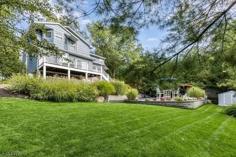Exterior - 22 Sloping Hill Ter, Wayne, NJ 07470 photo 13 of 13