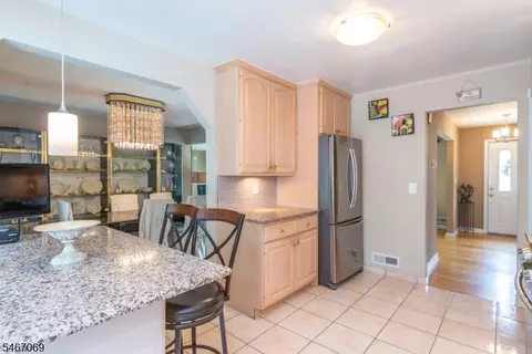 Entry Way - 9 Terrace Rd, Wayne, NJ 07470 photo 1 of 1