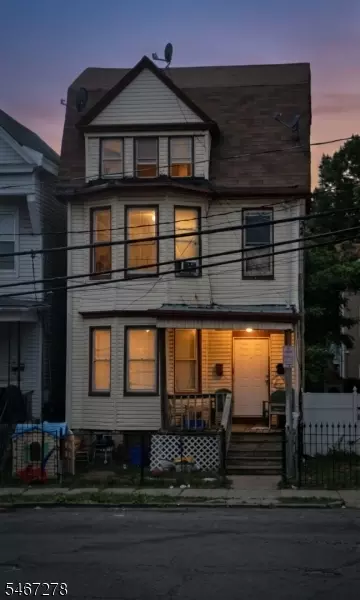 94 Peabody Pl, Newark, NJ 07104