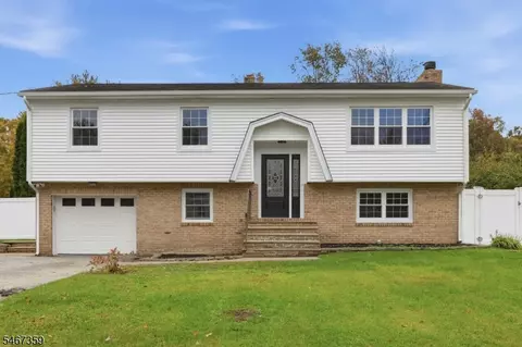 1 Sunset Ter, Stockholm, NJ 07460