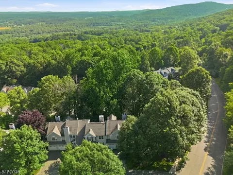 View/Area - 2 Rainier Ct, Hackettstown, NJ 07840 photo 1 of 2